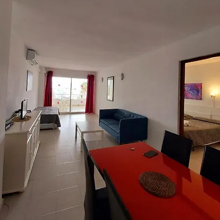 Siesta Mar Ibiza Apartman *